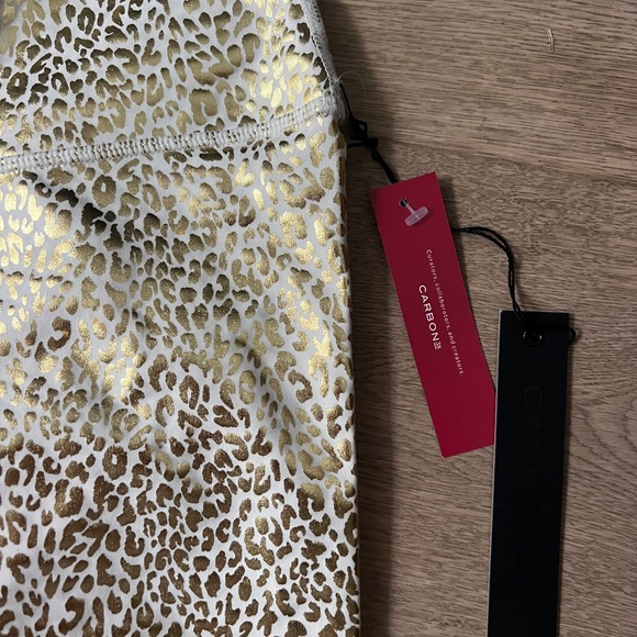 Carbon38 Mini Leopard 7/8 Legging - Shiny Beige-Gold XS NWT - Picture 2 of 7
